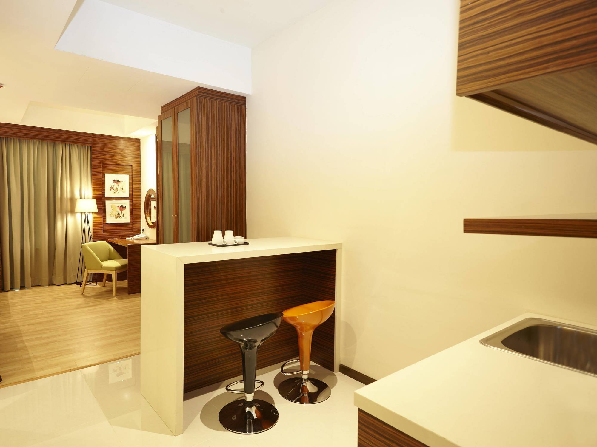 Hotel Six Seasons @ Mid Valley Kuala Lumpur